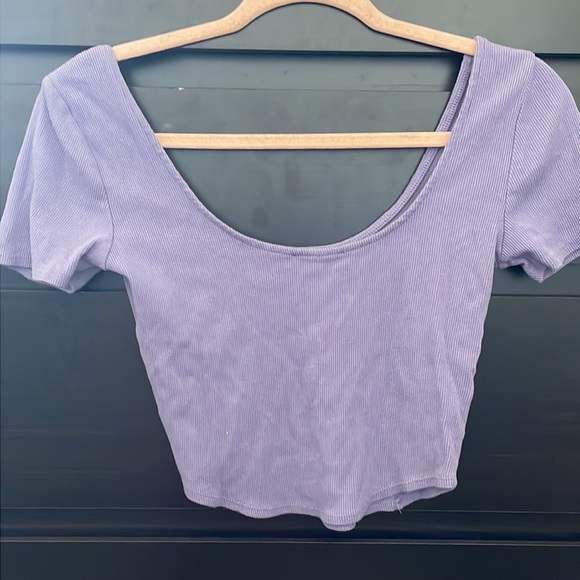 lilac crop top - Picture 2 of 2